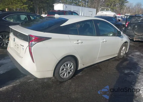 2017 Toyota Prius Two z USA, uszkodzony, nr VIN JTDKBRFU8H3546606
